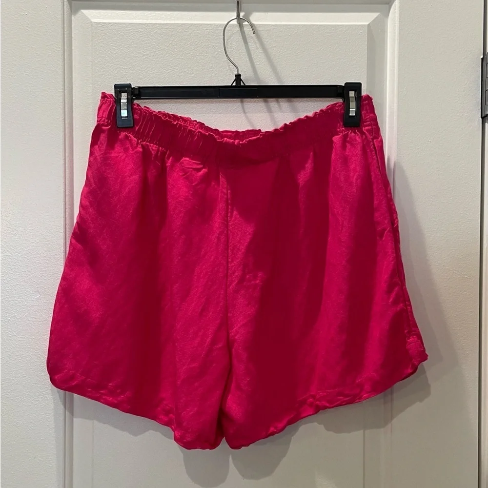 H&M Linen Blend Pink Shorts - Picture 4 of 4